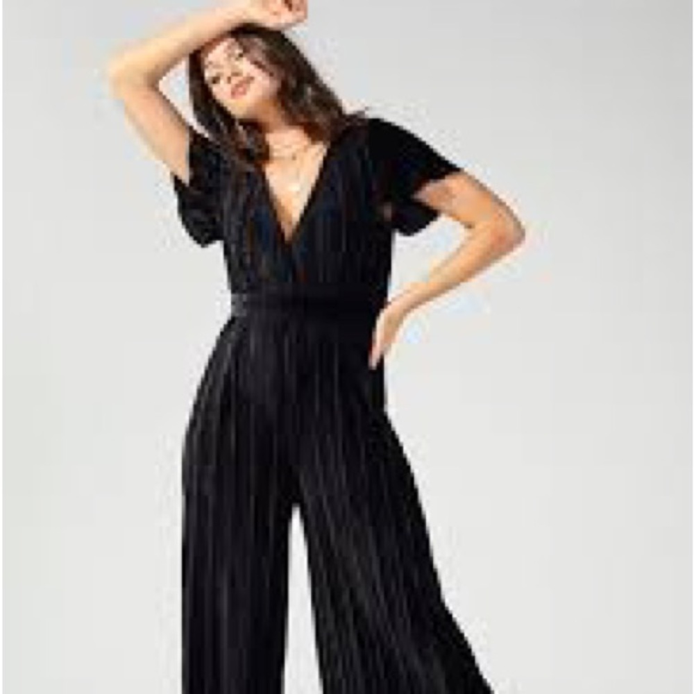 Lex Velvet Jumpsuit in Black NWT S